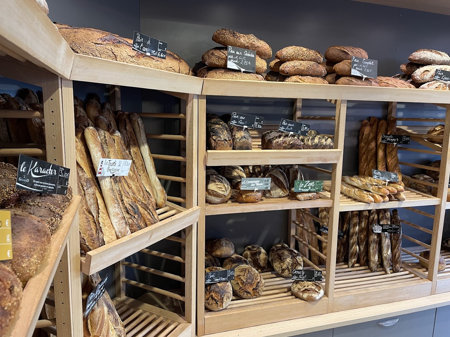 Boulangerie Lyautey — Pain artisanal et pâtisserie d'exception à Vannes